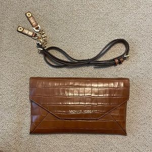 Michael Kors Clutch with strap
